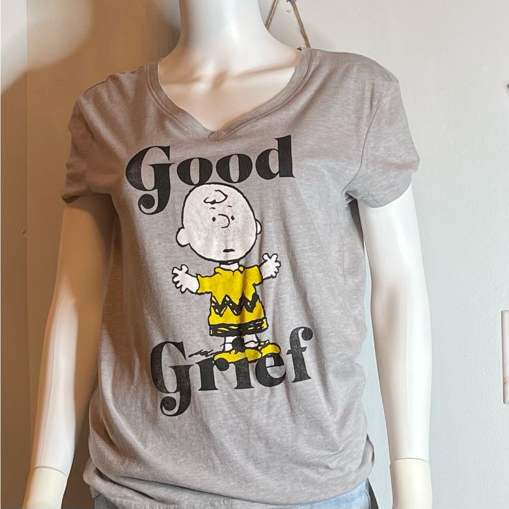 Snoopy women’s v-neck short sleeve